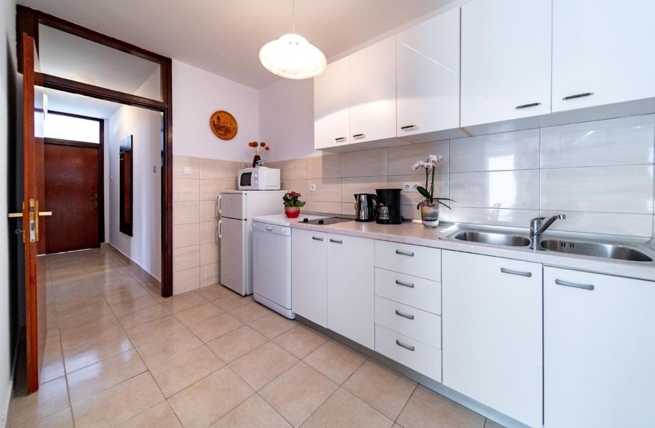 Apartments Lazarić Lopar Zewnętrze zdjęcie